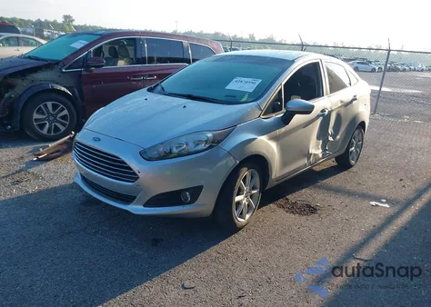 2019 Ford Fiesta Se z USA, uszkodzony, nr VIN 3FADP4BJXKM105497